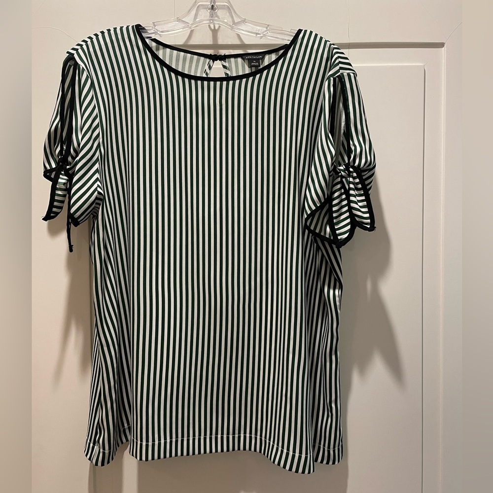 Ann Taylor Green and white striped top with tie sleeves, XL